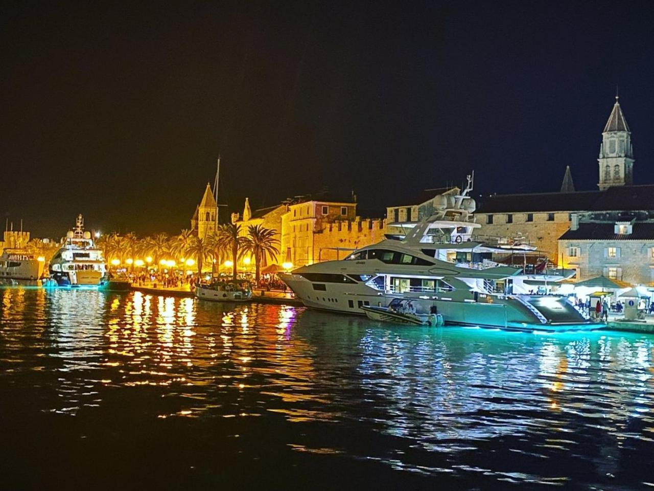 Apartment Capo Residence - Old Town - Parking Τρογκίρ Εξωτερικό φωτογραφία
