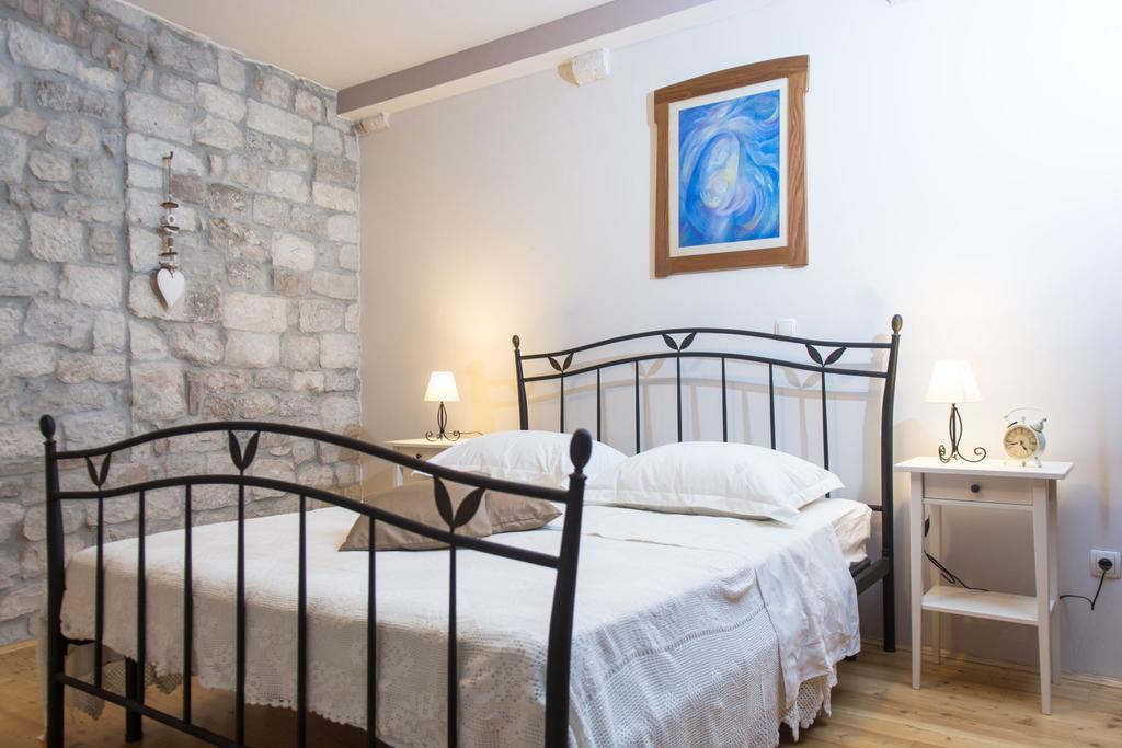 Apartment Capo Residence - Old Town - Parking Τρογκίρ Εξωτερικό φωτογραφία