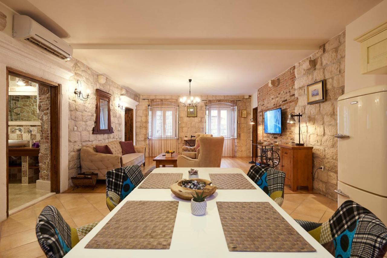 Apartment Capo Residence - Old Town - Parking Τρογκίρ Εξωτερικό φωτογραφία