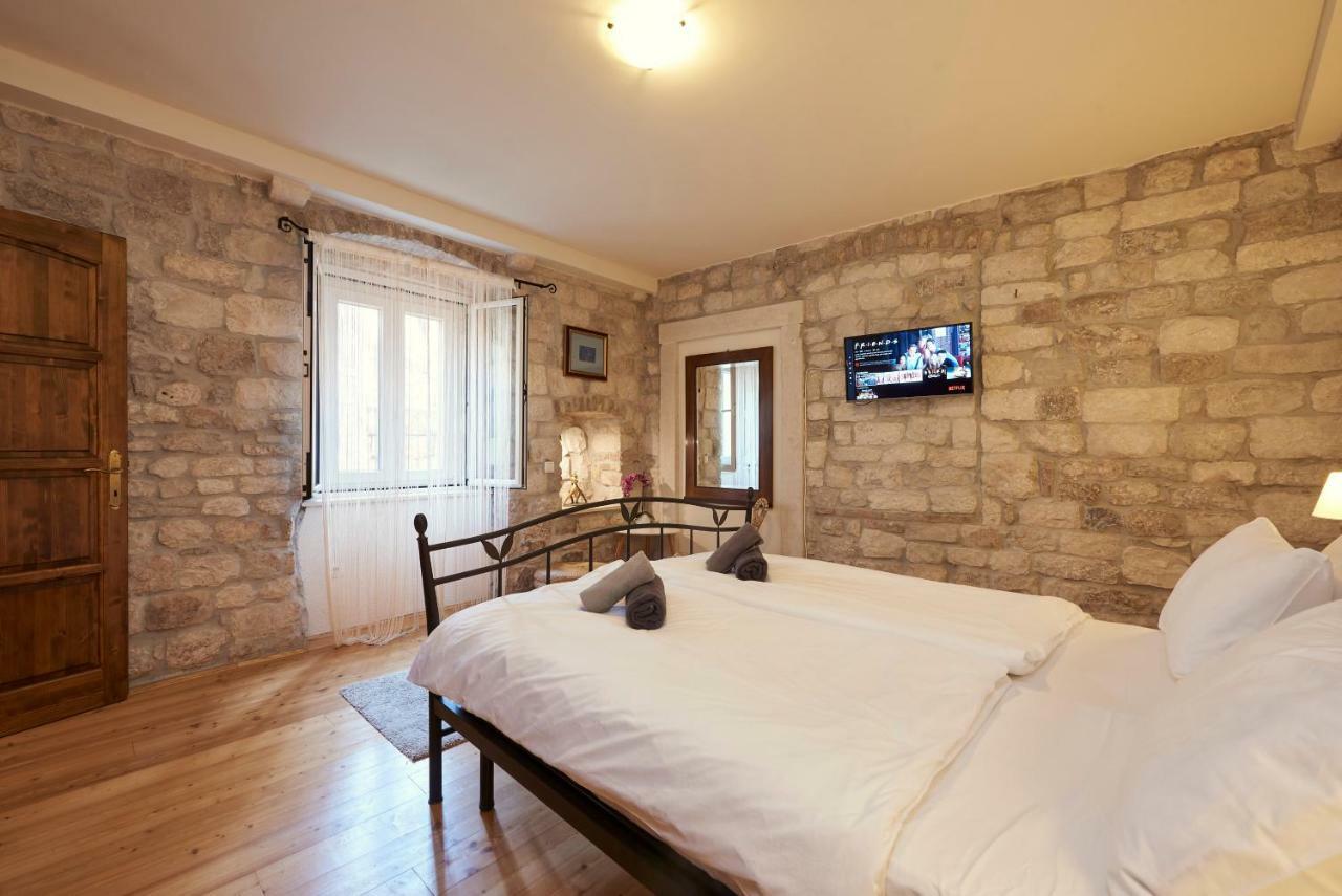 Apartment Capo Residence - Old Town - Parking Τρογκίρ Εξωτερικό φωτογραφία