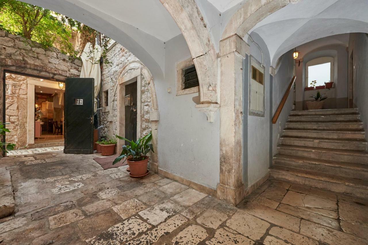 Apartment Capo Residence - Old Town - Parking Τρογκίρ Εξωτερικό φωτογραφία