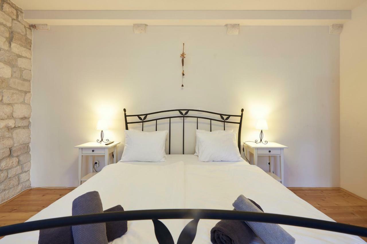 Apartment Capo Residence - Old Town - Parking Τρογκίρ Εξωτερικό φωτογραφία