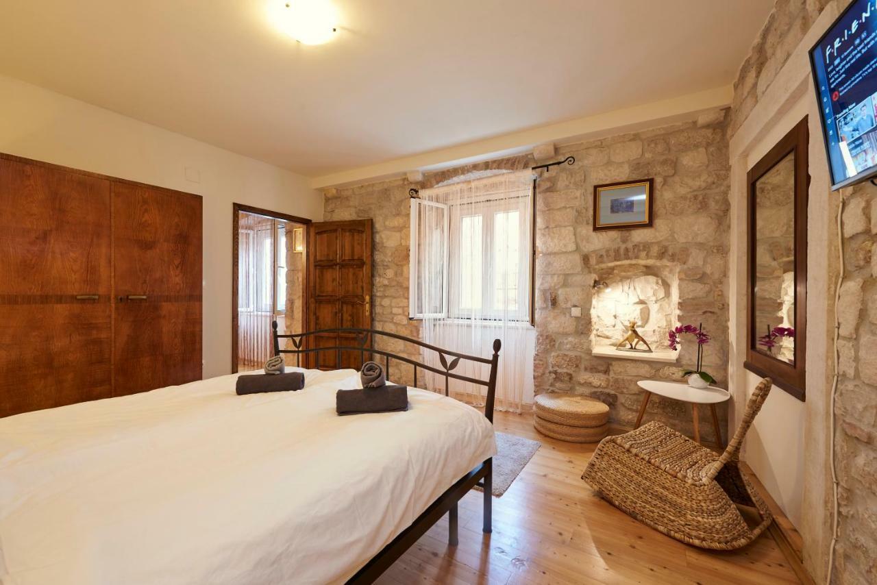 Apartment Capo Residence - Old Town - Parking Τρογκίρ Εξωτερικό φωτογραφία